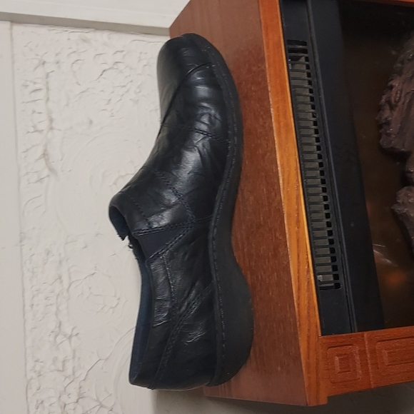 Clarks womens slip on with side zipper - Picture 3 of 3